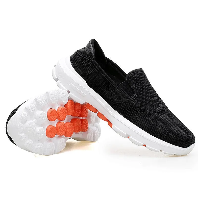 Man's breathable flat non-slip tennis sneakers